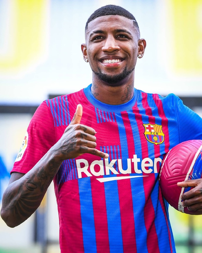 مباراة برشلونة ضد ريال مدريدصراع العمالقة في الكلاسيكو